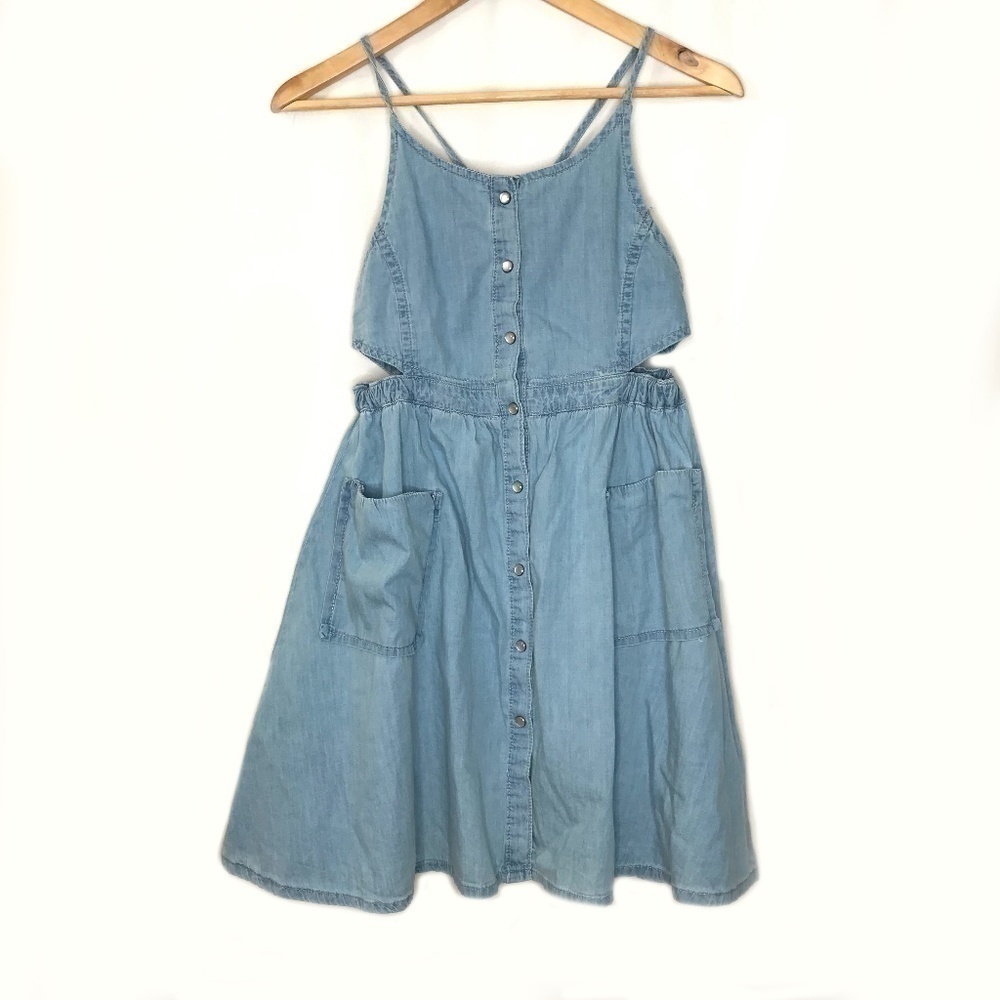 Nwot Kids Denim Stylized Denim Dress With Front Snaps 🤍